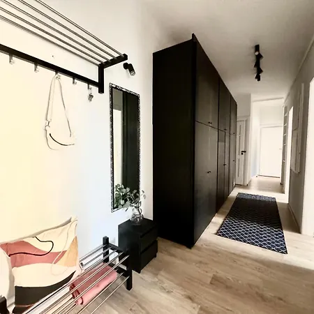 Mia Copernicus Science Center, Vistula River Apartment