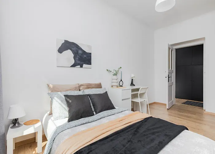 Apartment Zajecza Near Copernicus Center By Mia *