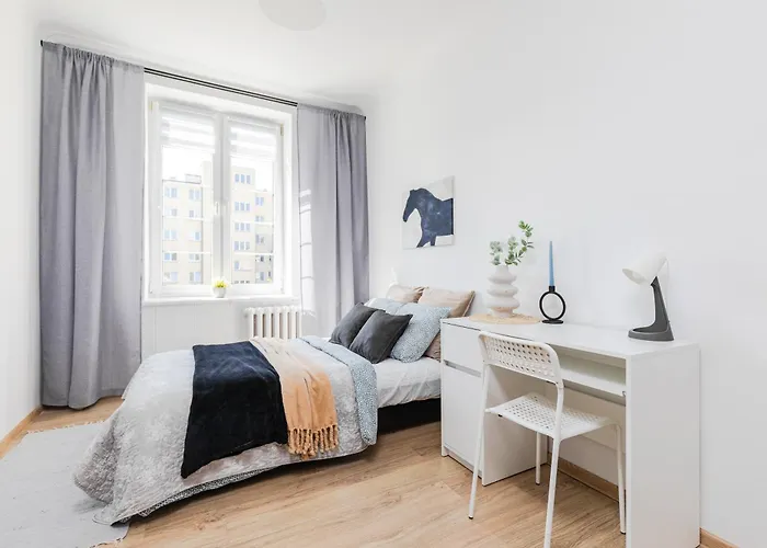 Apartment Zajecza Near Copernicus Center By Mia Warsaw