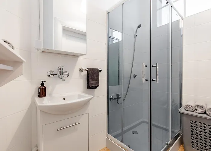 Zajecza Near Copernicus Center By Mia * Warsaw